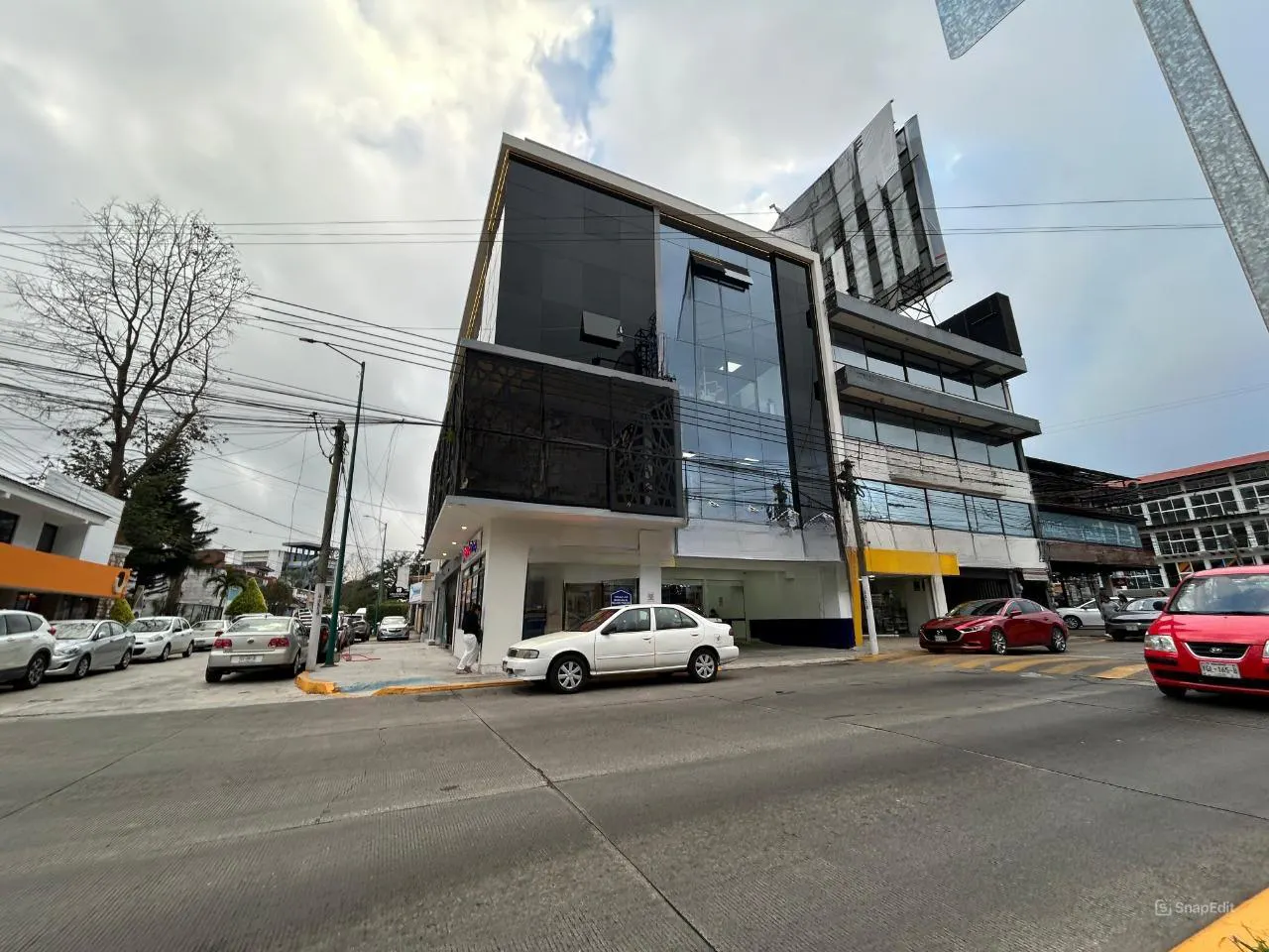 Local Comercial Spot2