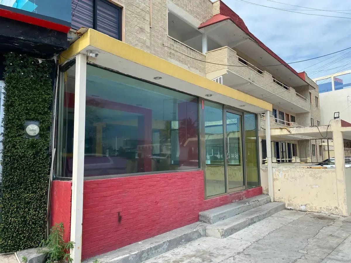 Local Comercial Spot2