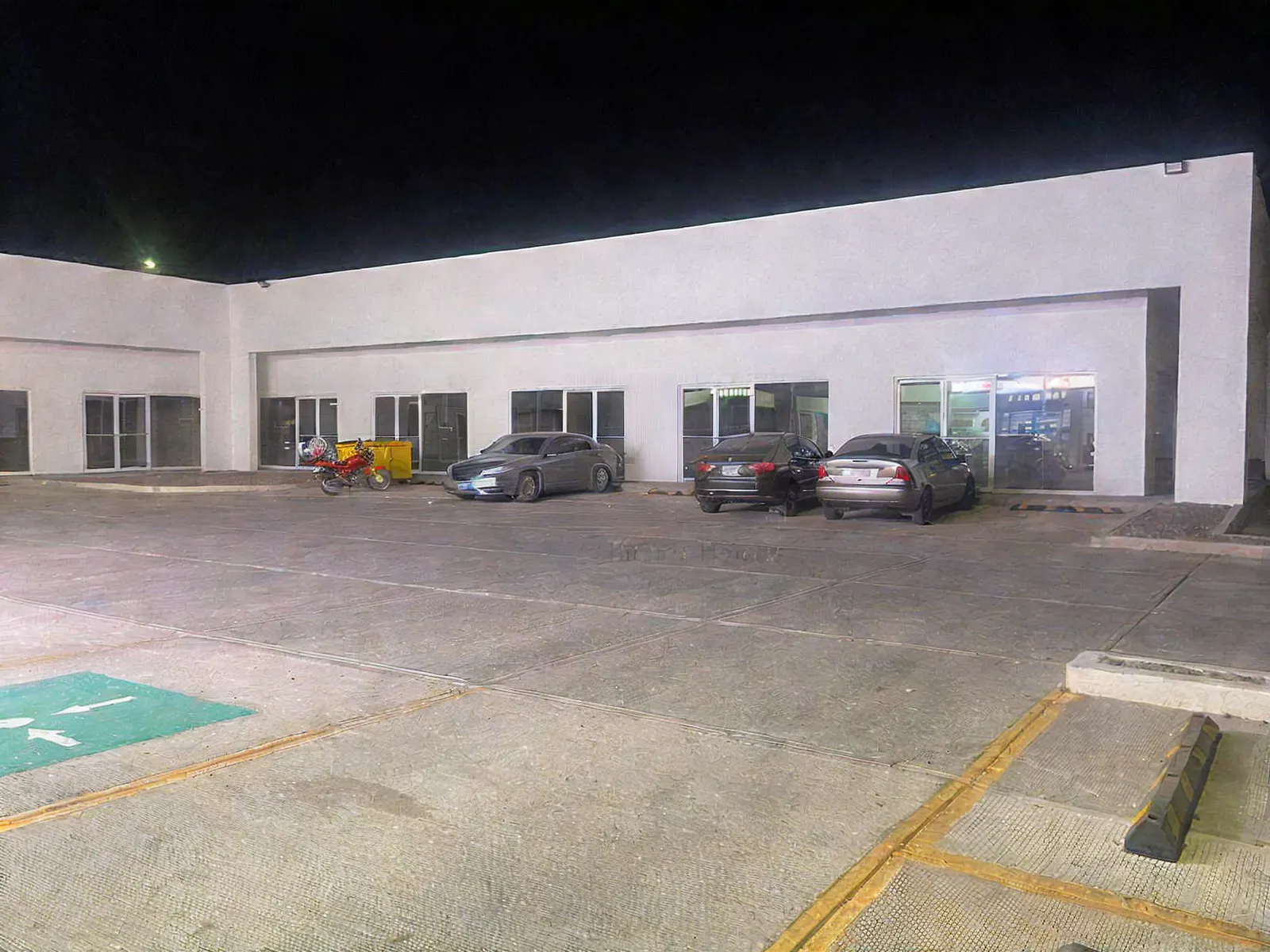 Local Comercial Spot2