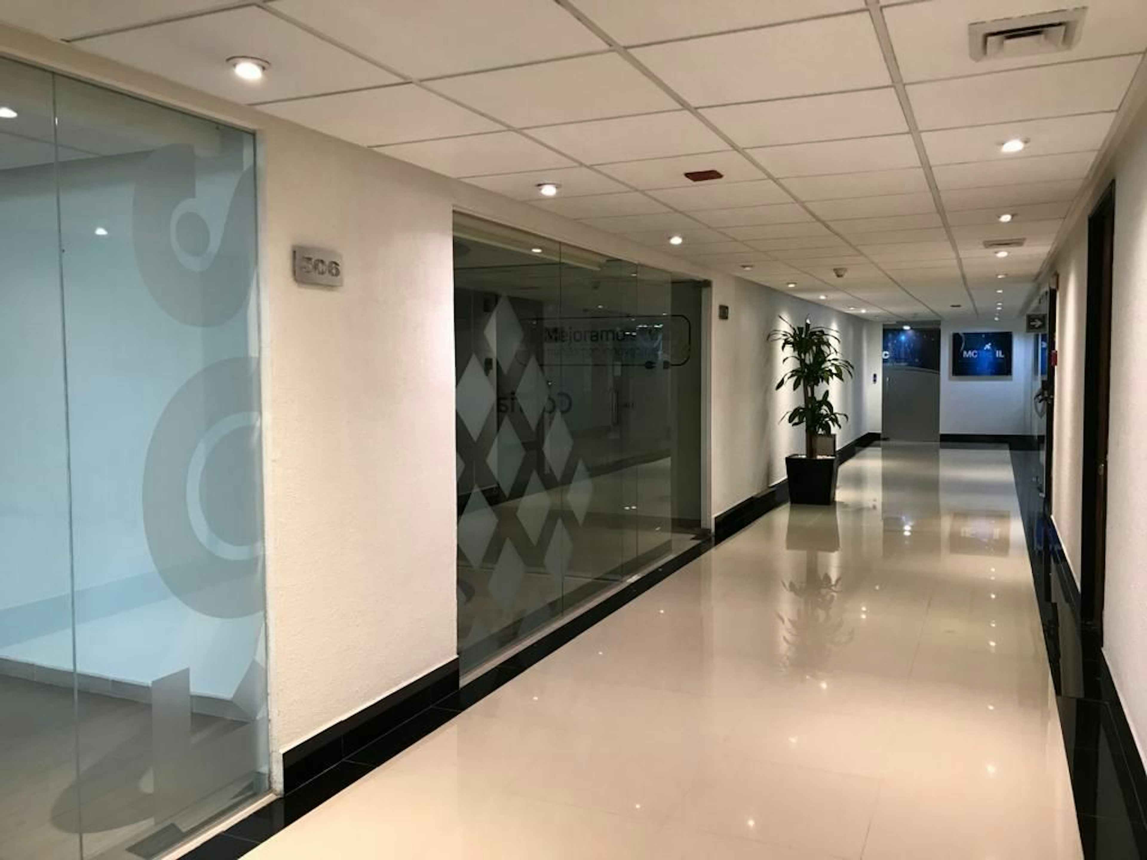 Paseo De La Reforma, Torre Lexus 625