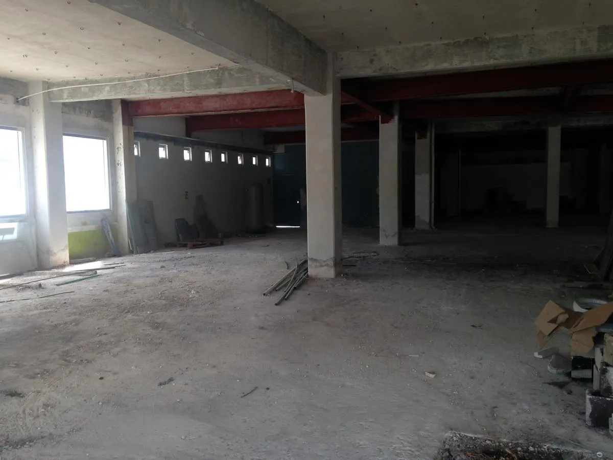 Local Comercial Spot2