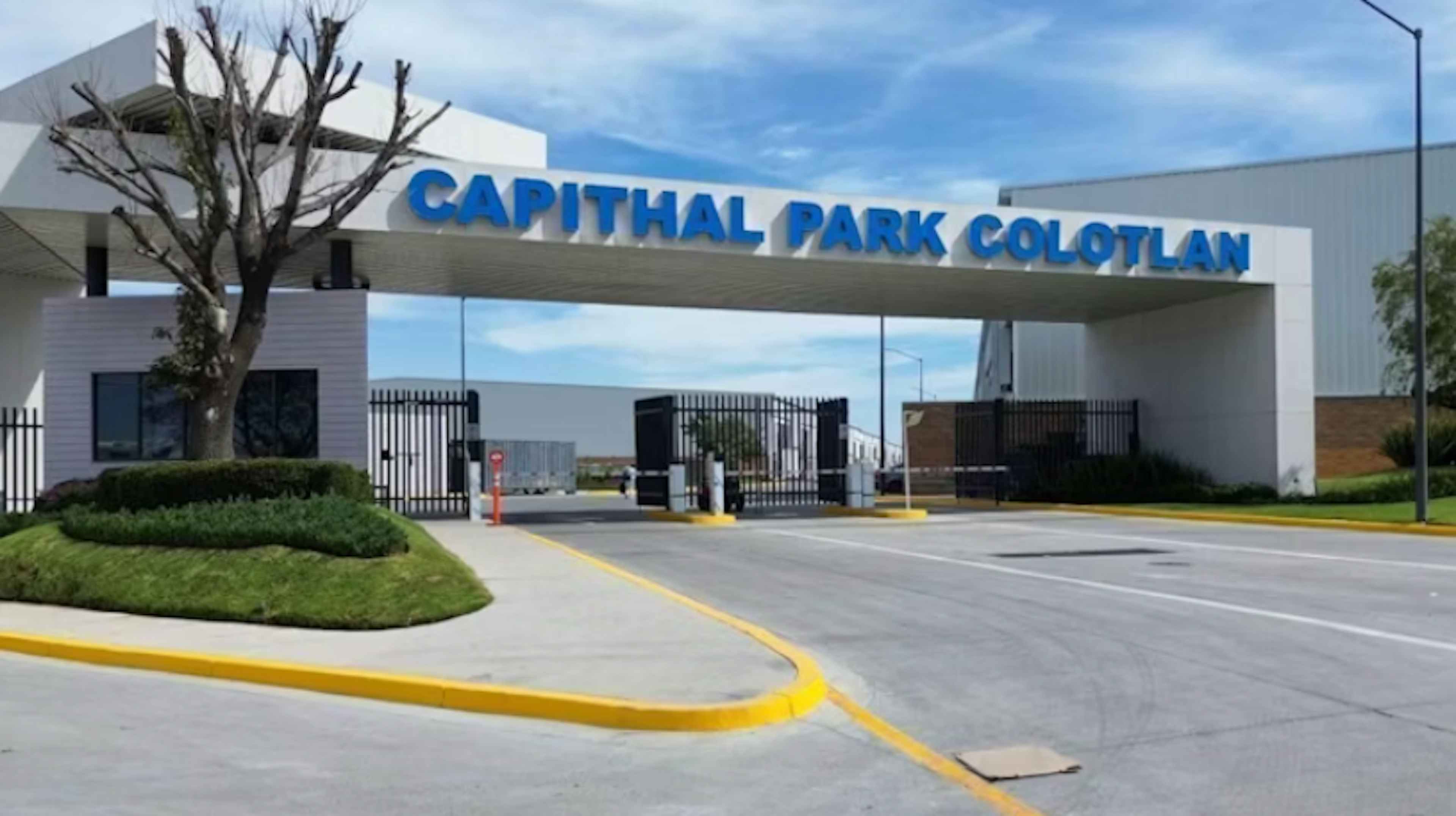 Capithal Park Colotlán- Naves