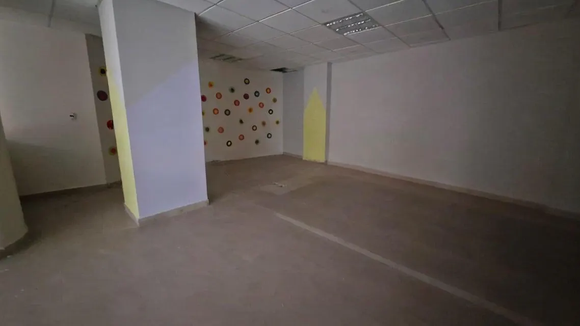 Local Comercial Spot2