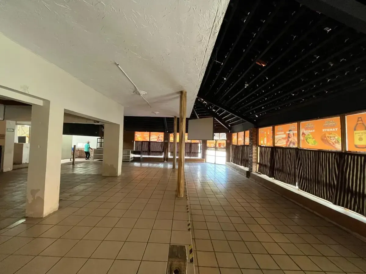 Local Comercial Spot2