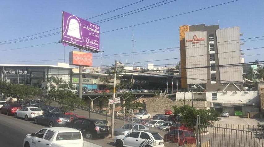 Local Comercial Spot2