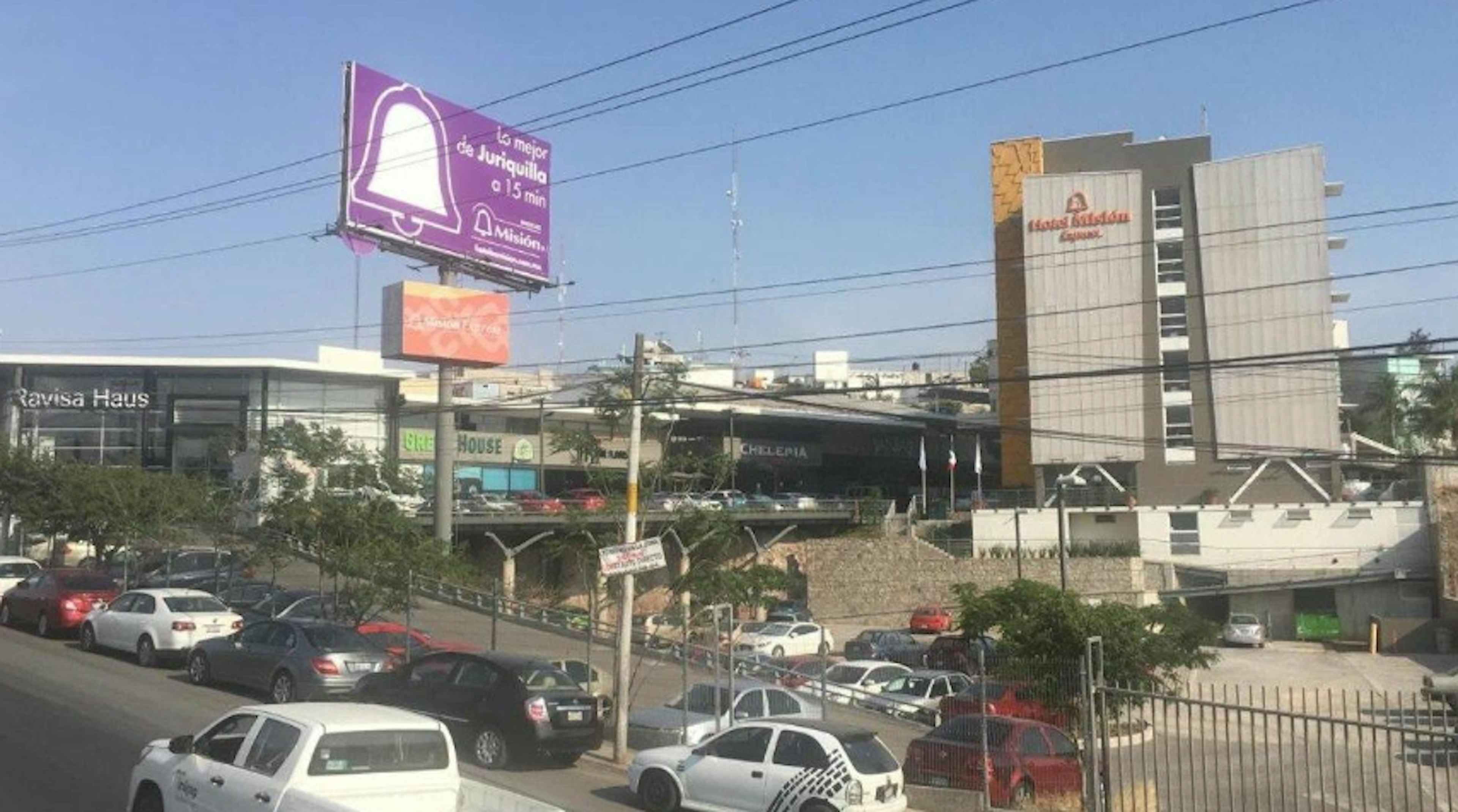 Prolongación Bernardo Quintana