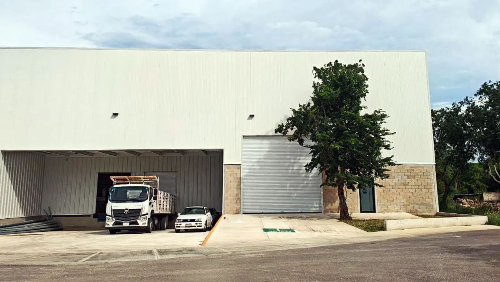 Industrial Spot2