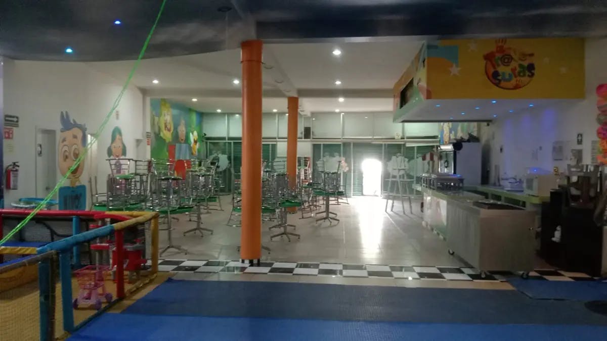 Local Comercial Spot2