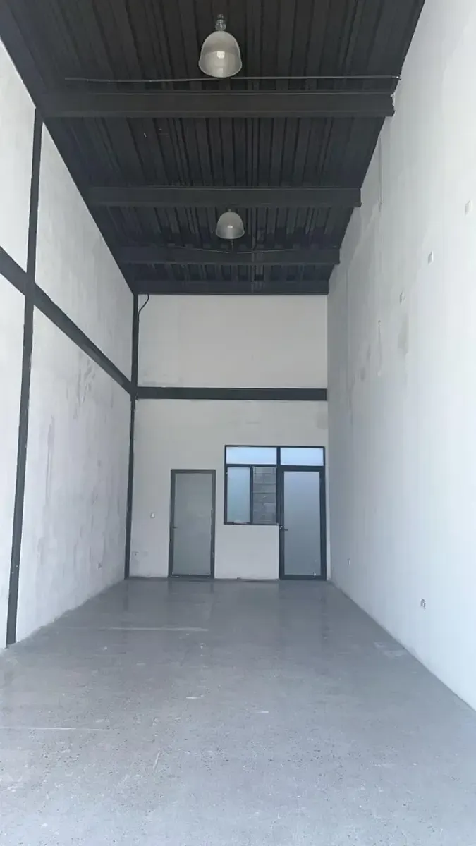 Local Comercial Spot2