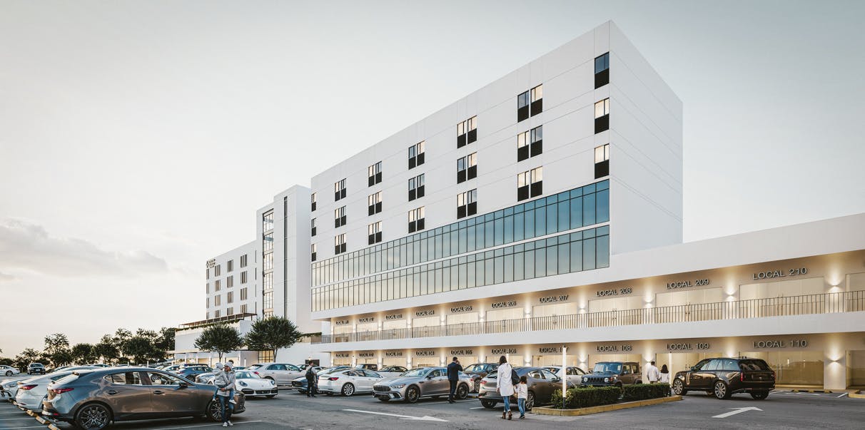 Local Comercial Spot2