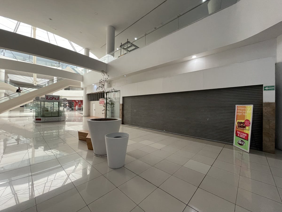 Local Comercial Spot2