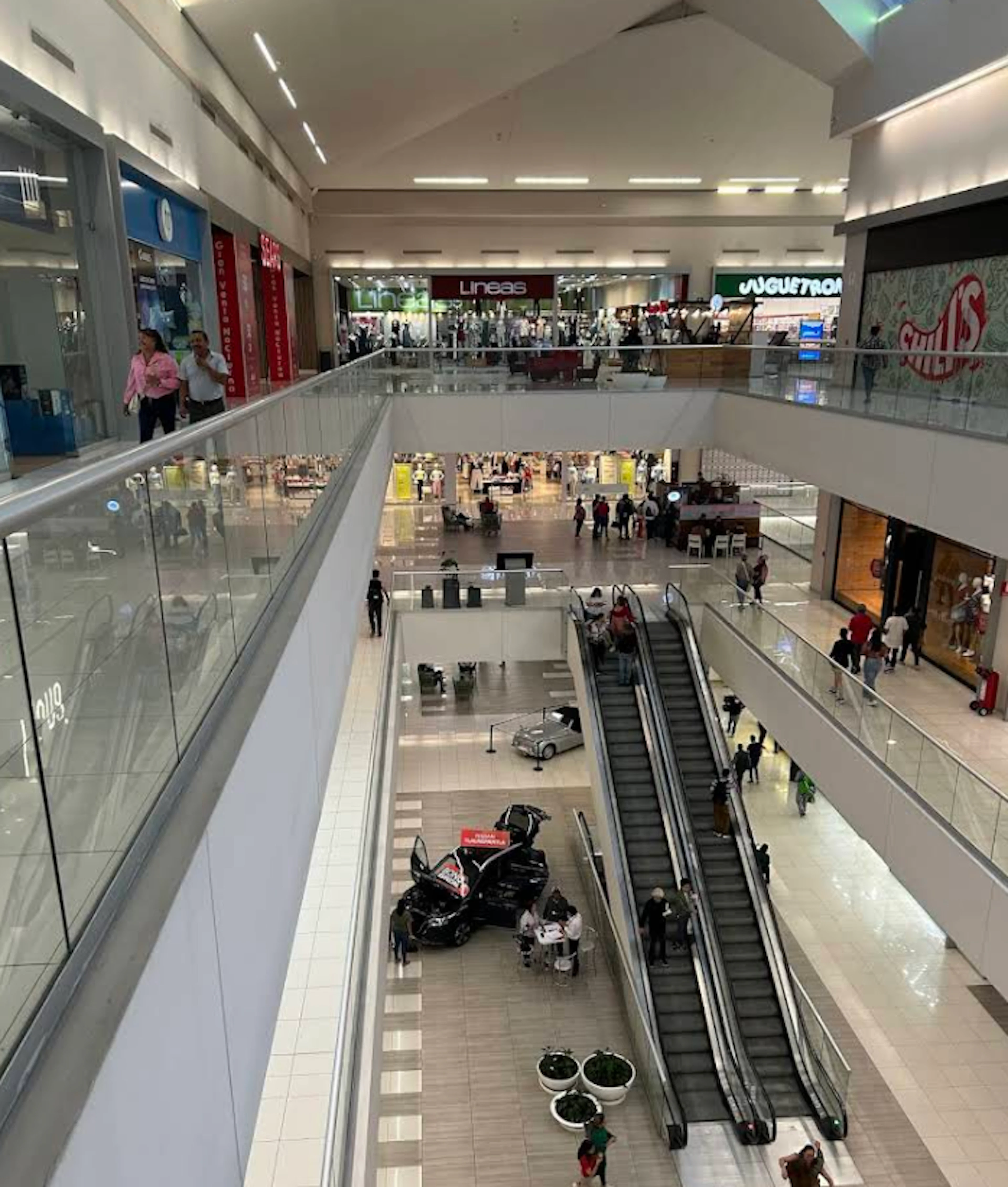 Local Comercial Spot2