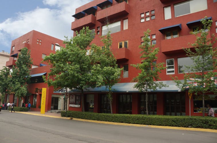 Local Comercial Spot2