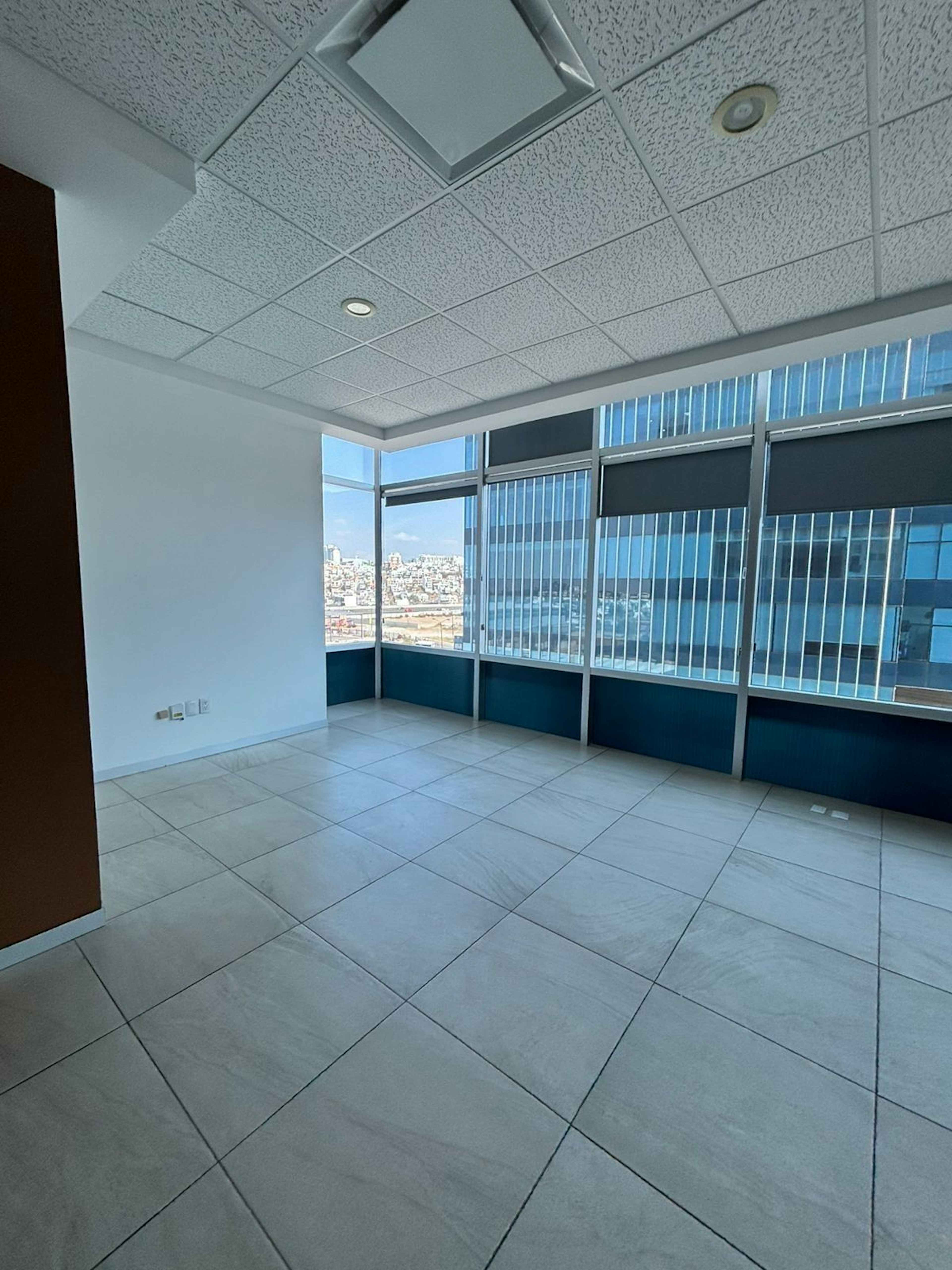 Avenida Colinas Del Cimatario Sn