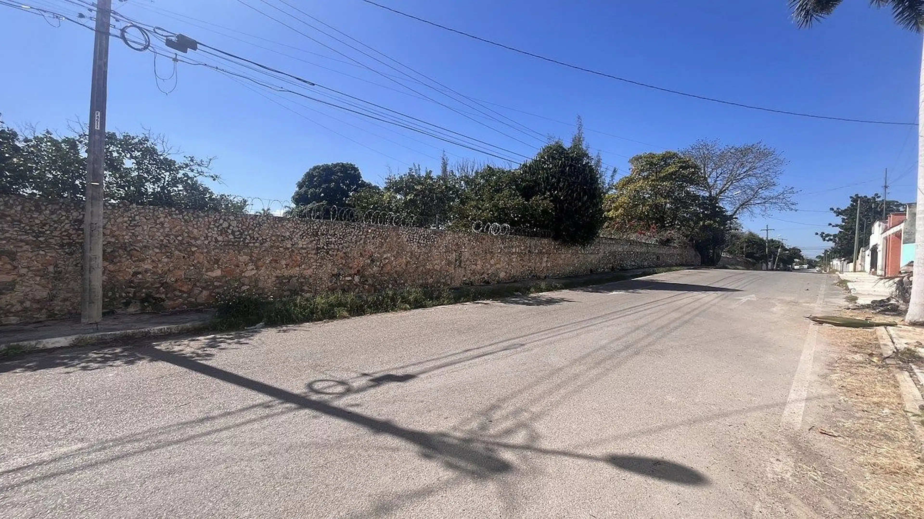 TERRENO EN VENTA CERCA DE MACRO PLAZA MERIDA YUCATAN