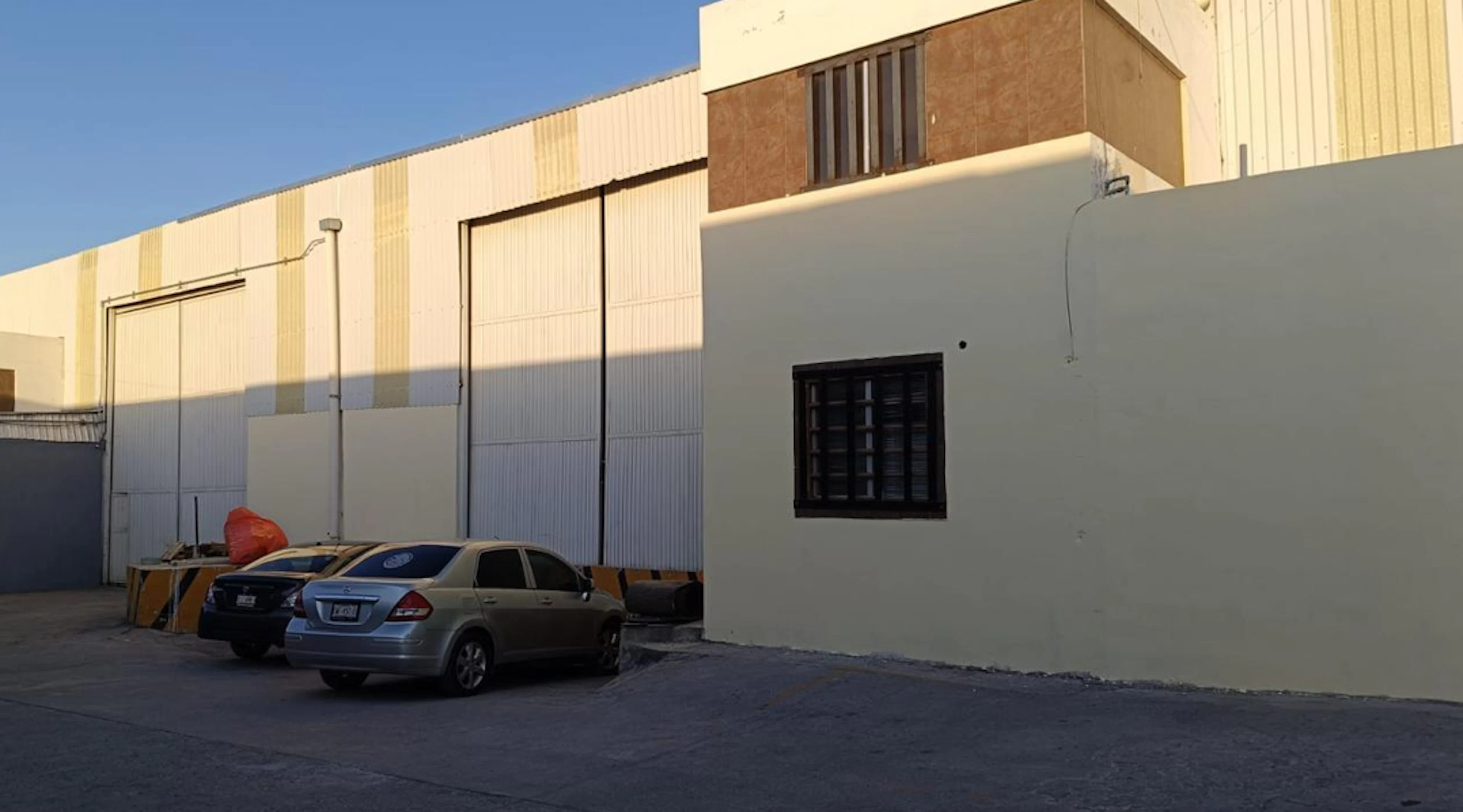 Industrial Spot2