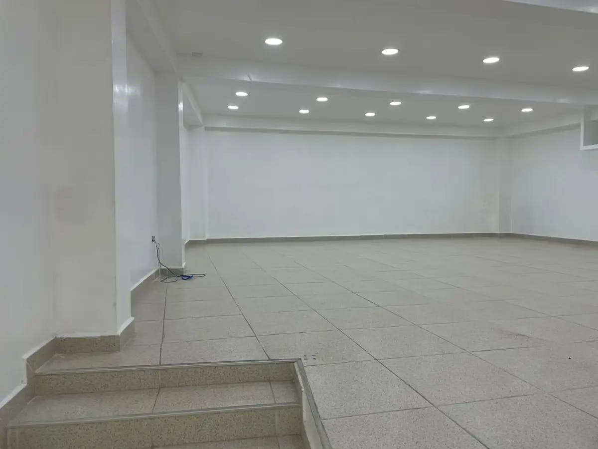 Local Comercial Spot2