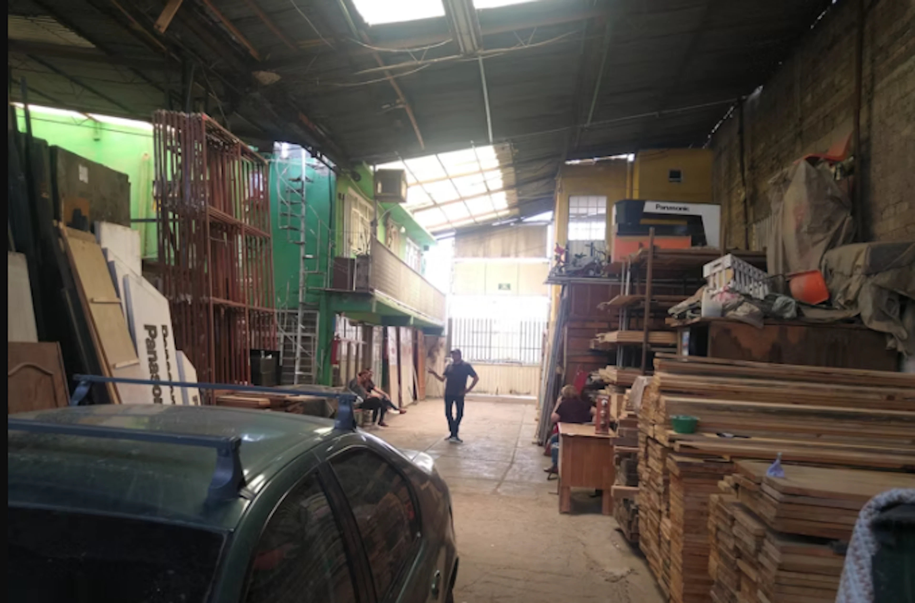 Local Comercial Spot2