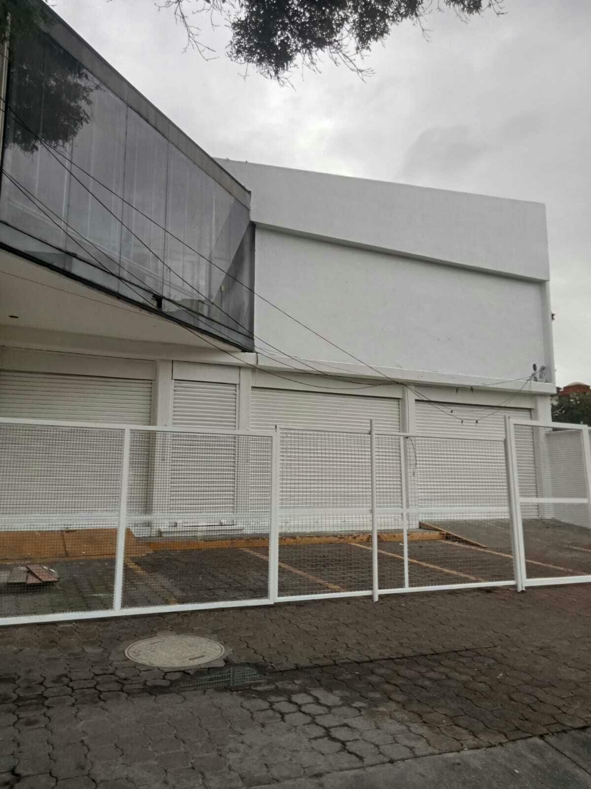 Local Comercial Spot2