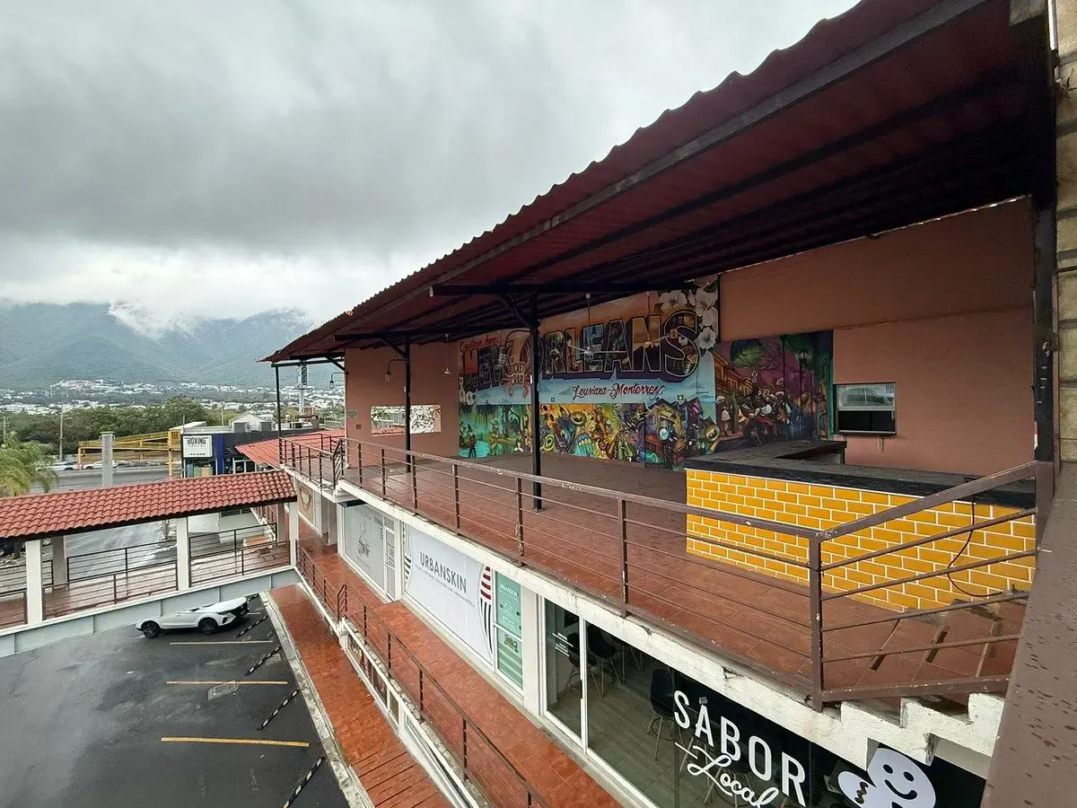 Local Comercial Spot2