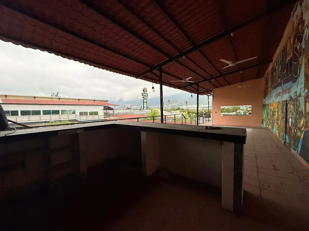 Local Comercial Spot2