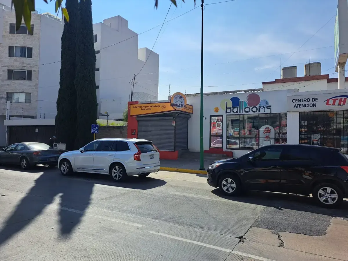 Local Comercial Spot2