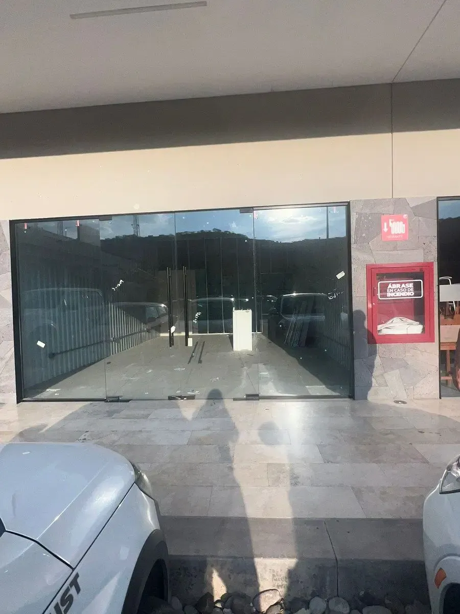 Local Comercial Spot2