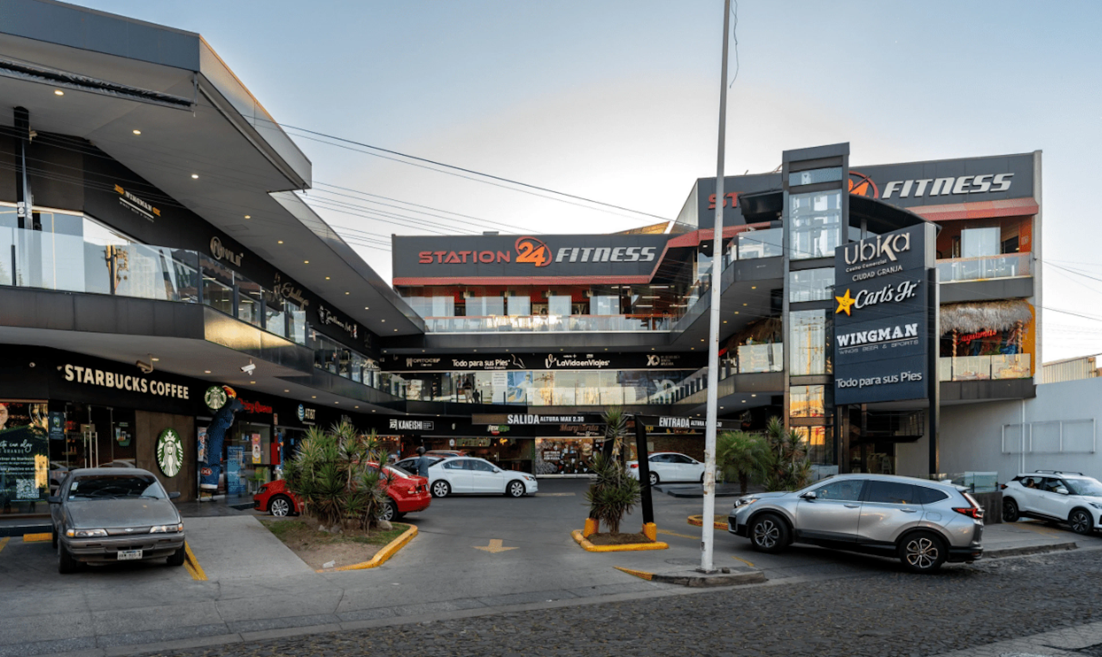 Local Comercial Spot2