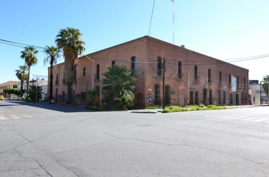 Local Comercial Spot2