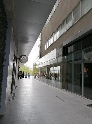 Local Comercial Spot2