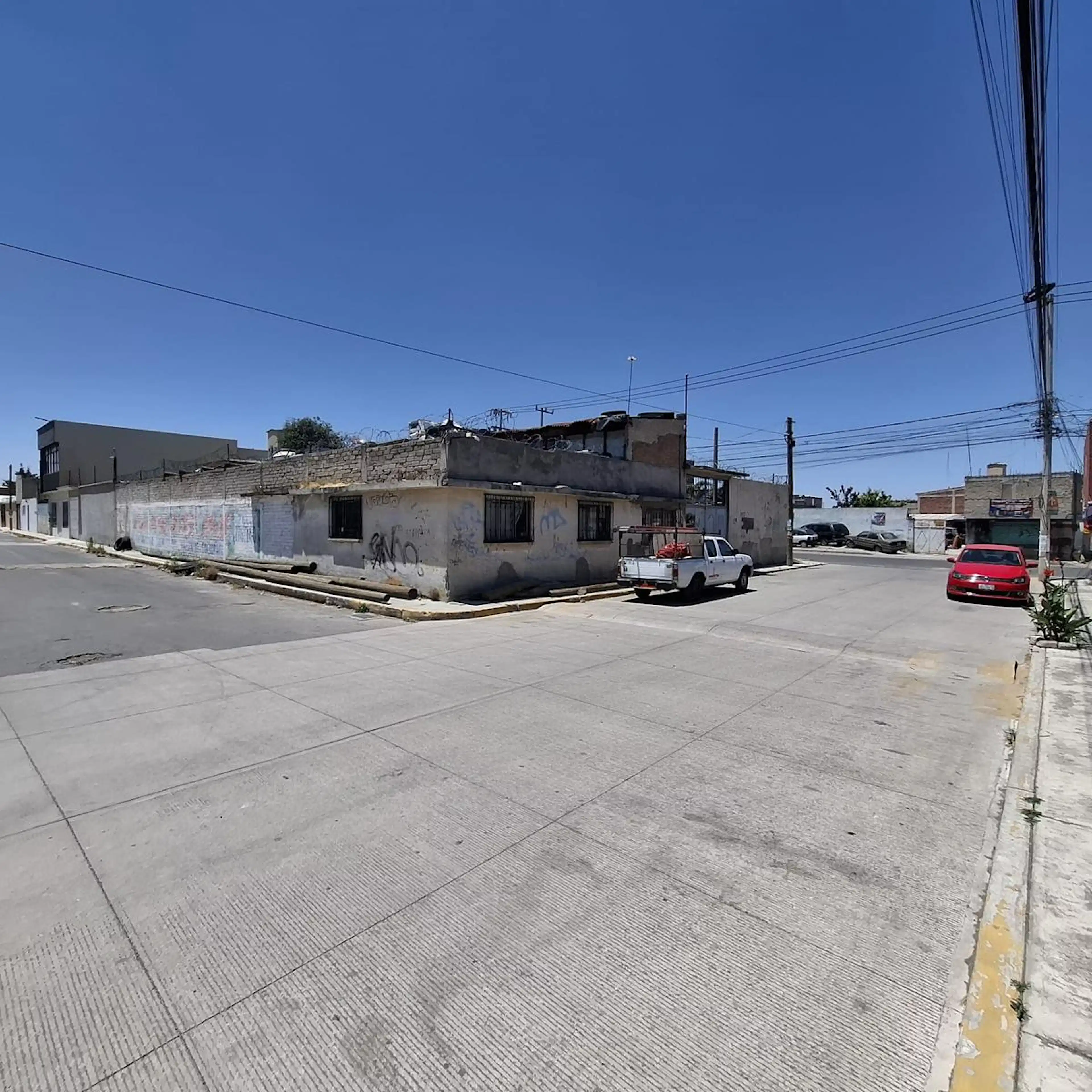 Terreno En  Venta En Esquina En Avenida En Altamirano Y Cuauhtémoc
