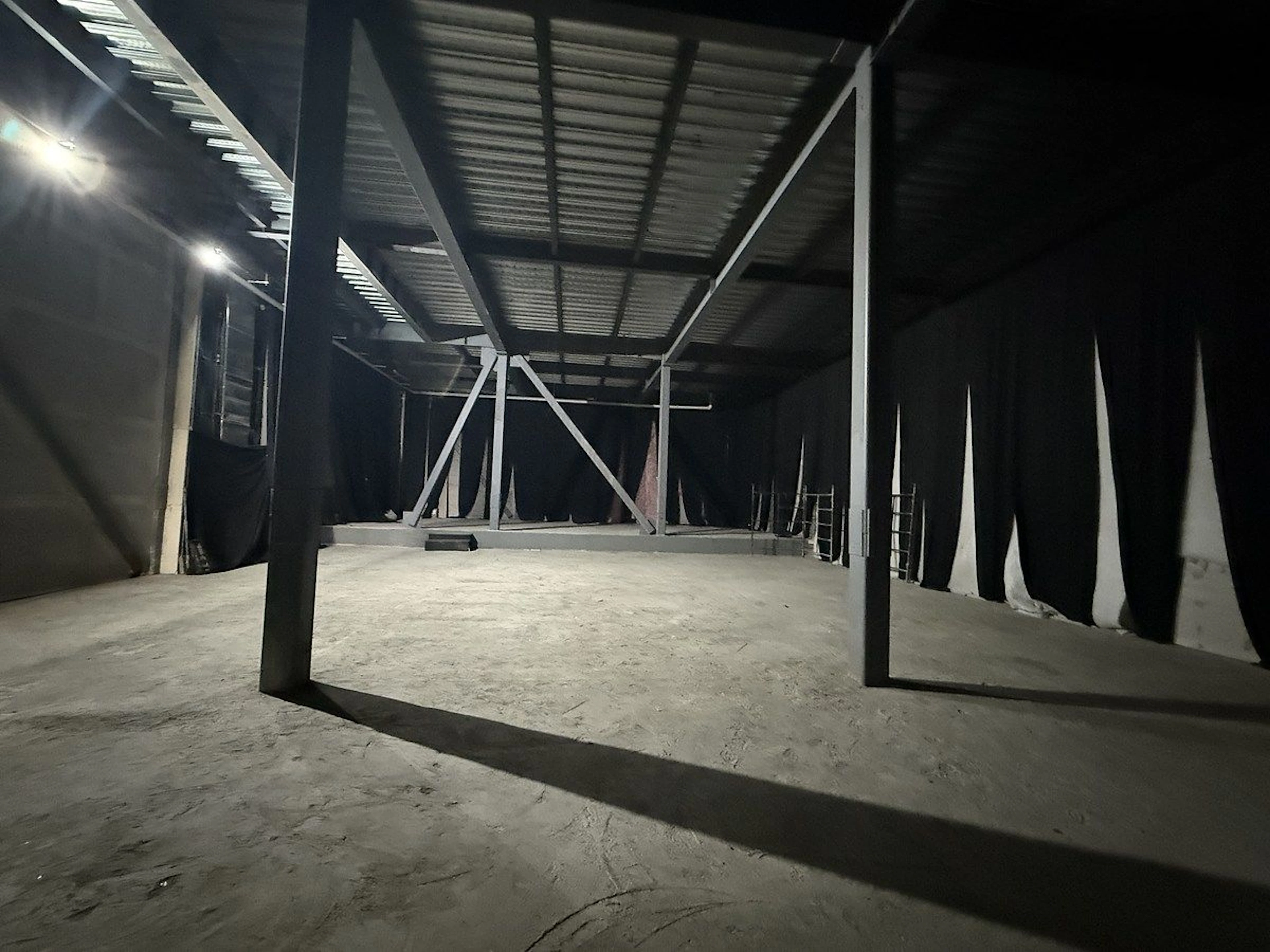 Local Comercial Spot2