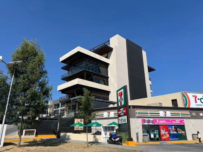 Local Comercial Spot2