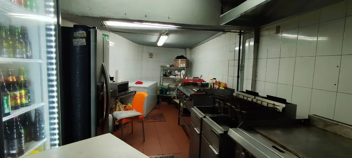 Local Comercial Spot2