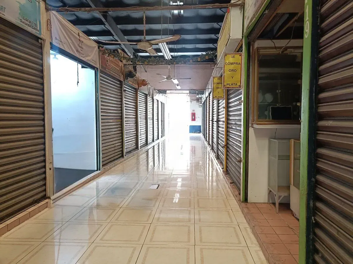 Local Comercial Spot2
