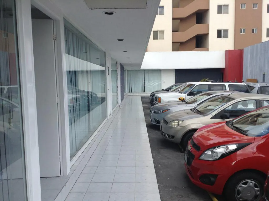 Local Comercial Spot2