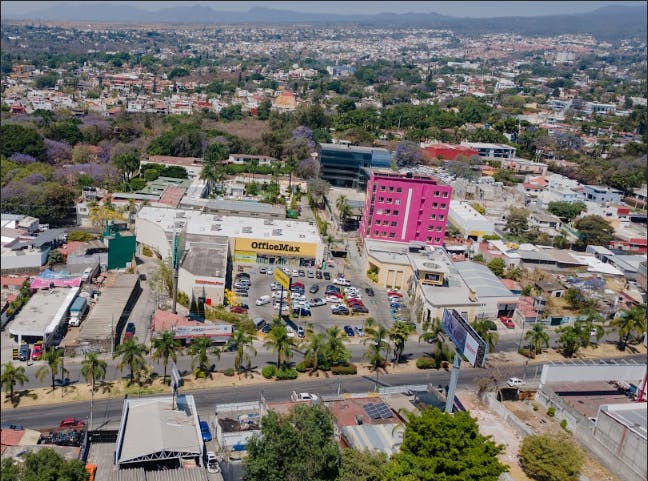 Local Comercial Spot2