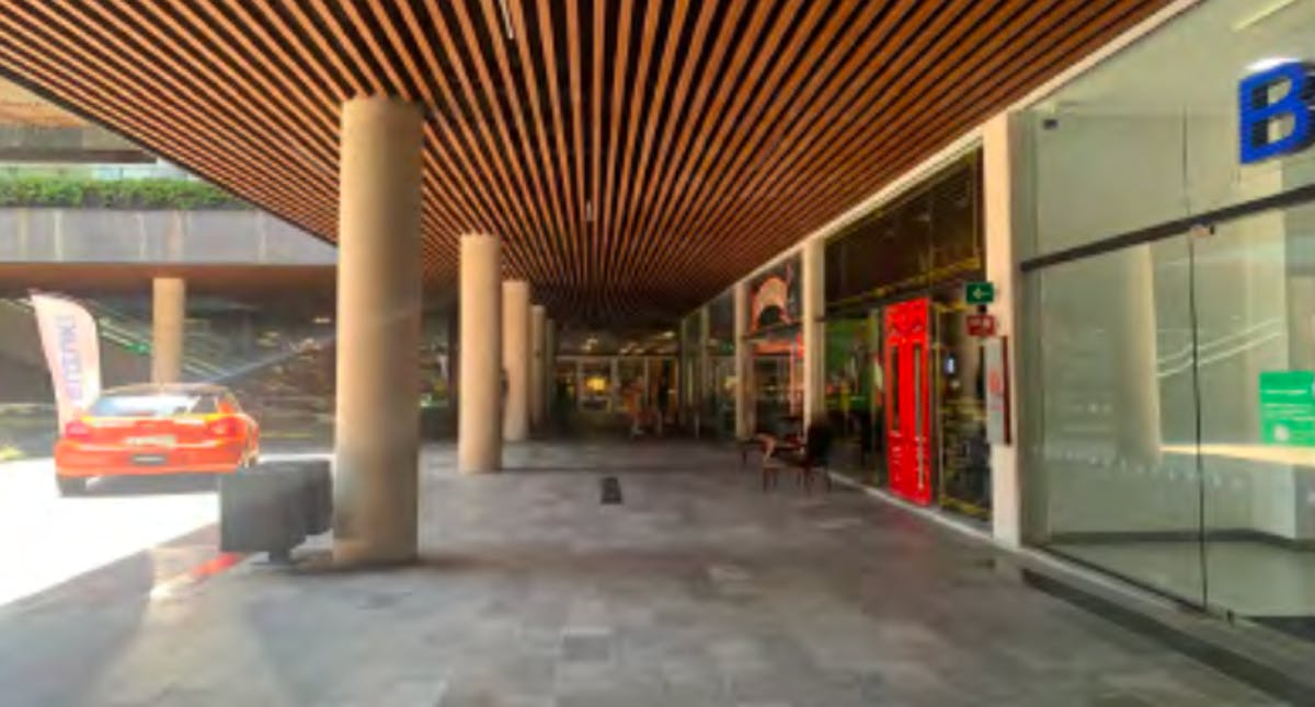 Local Comercial Spot2