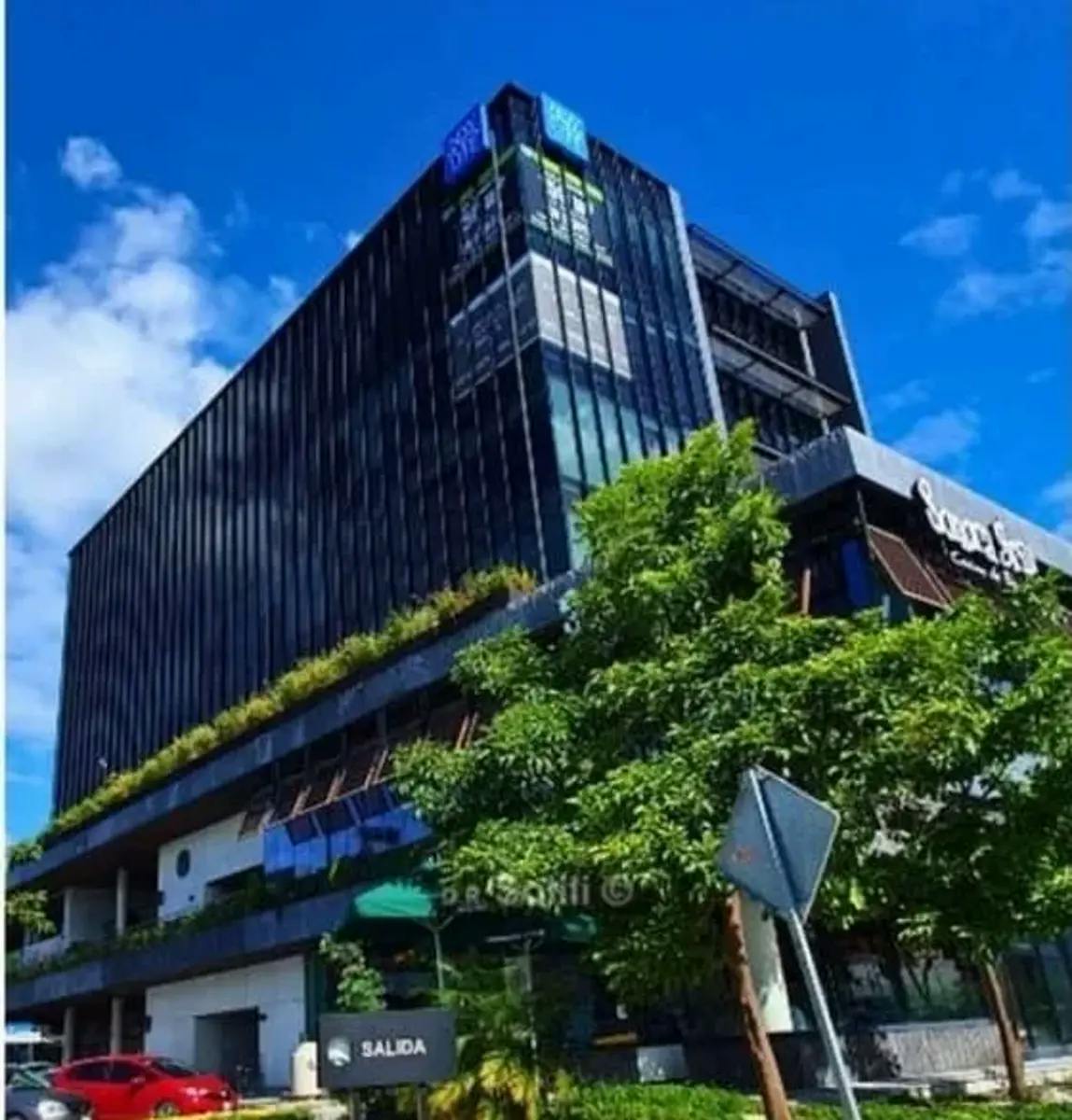 Local Comercial Spot2