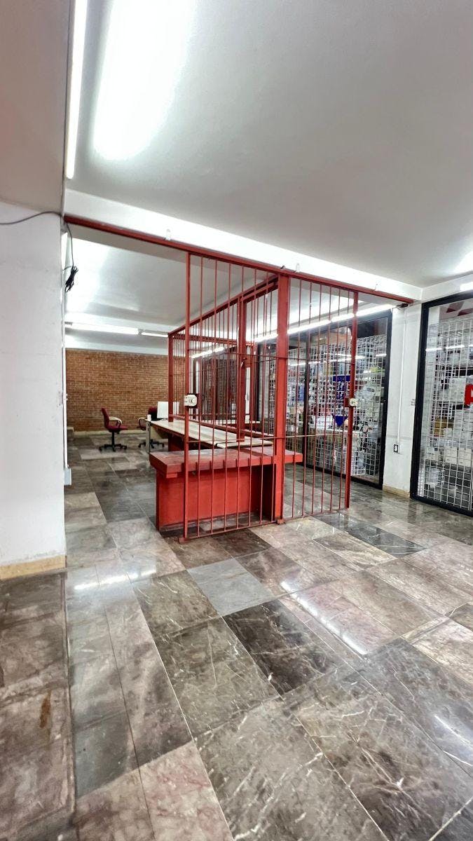 Local Comercial Spot2