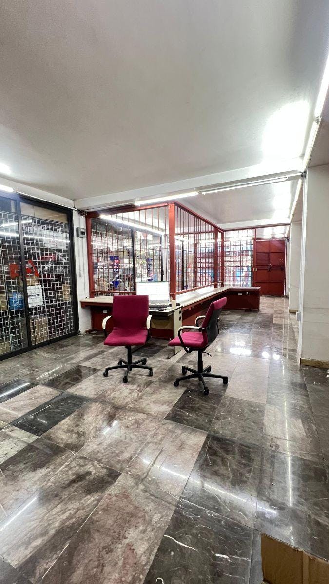 Local Comercial Spot2