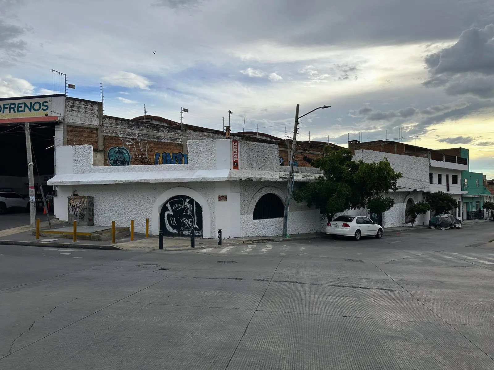 Local Comercial Spot2