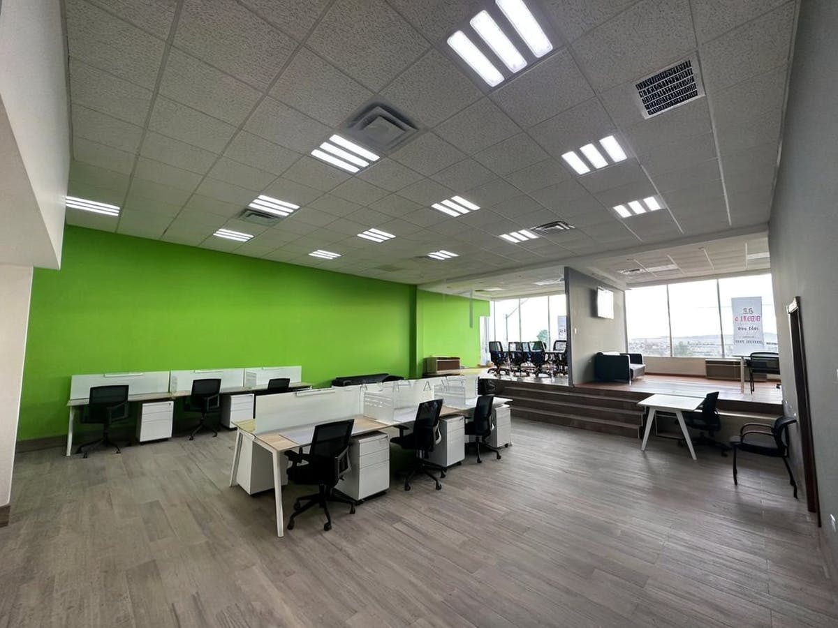 Local Comercial Spot2