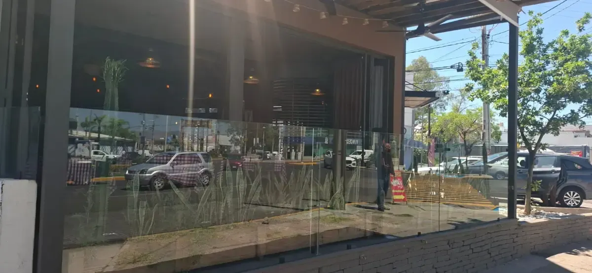 Local Comercial Spot2