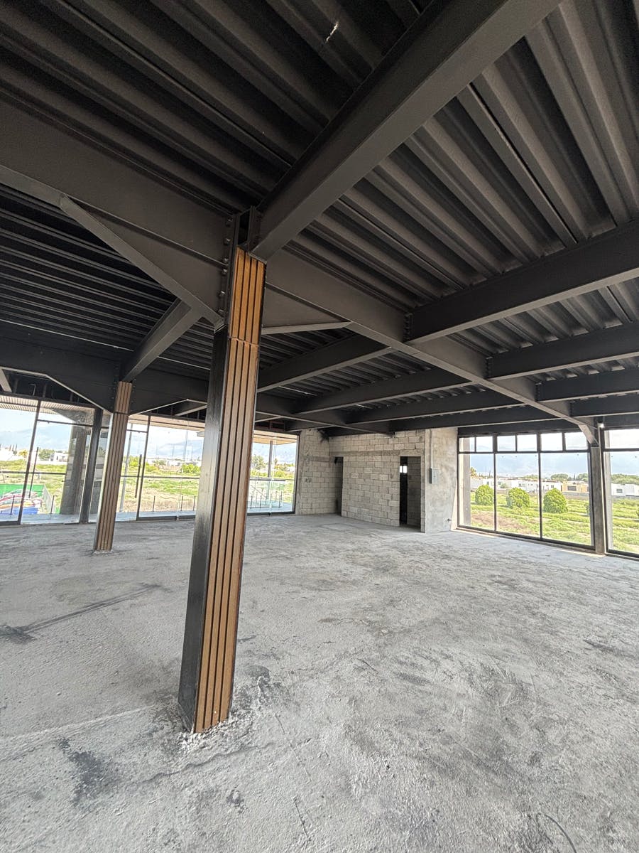 Local Comercial Spot2