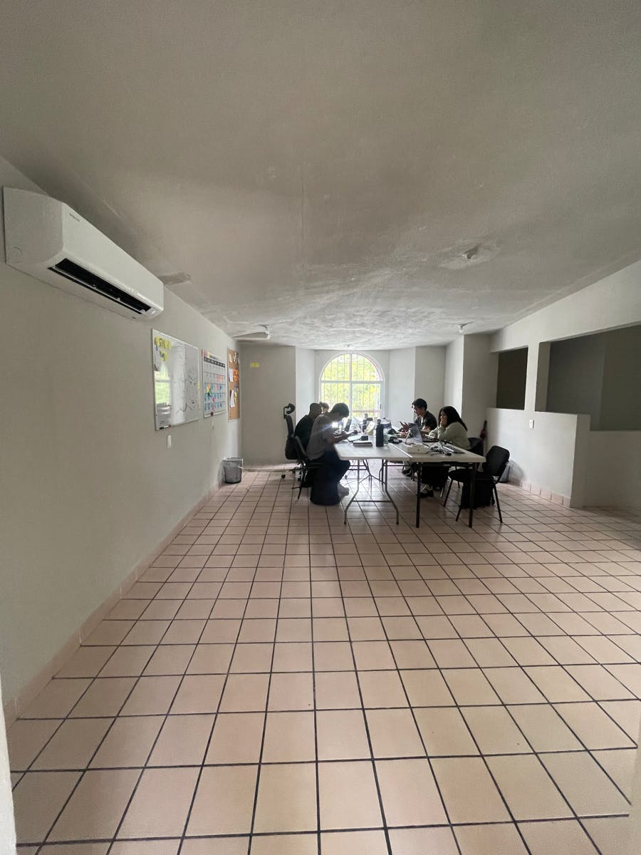 Local Comercial Spot2