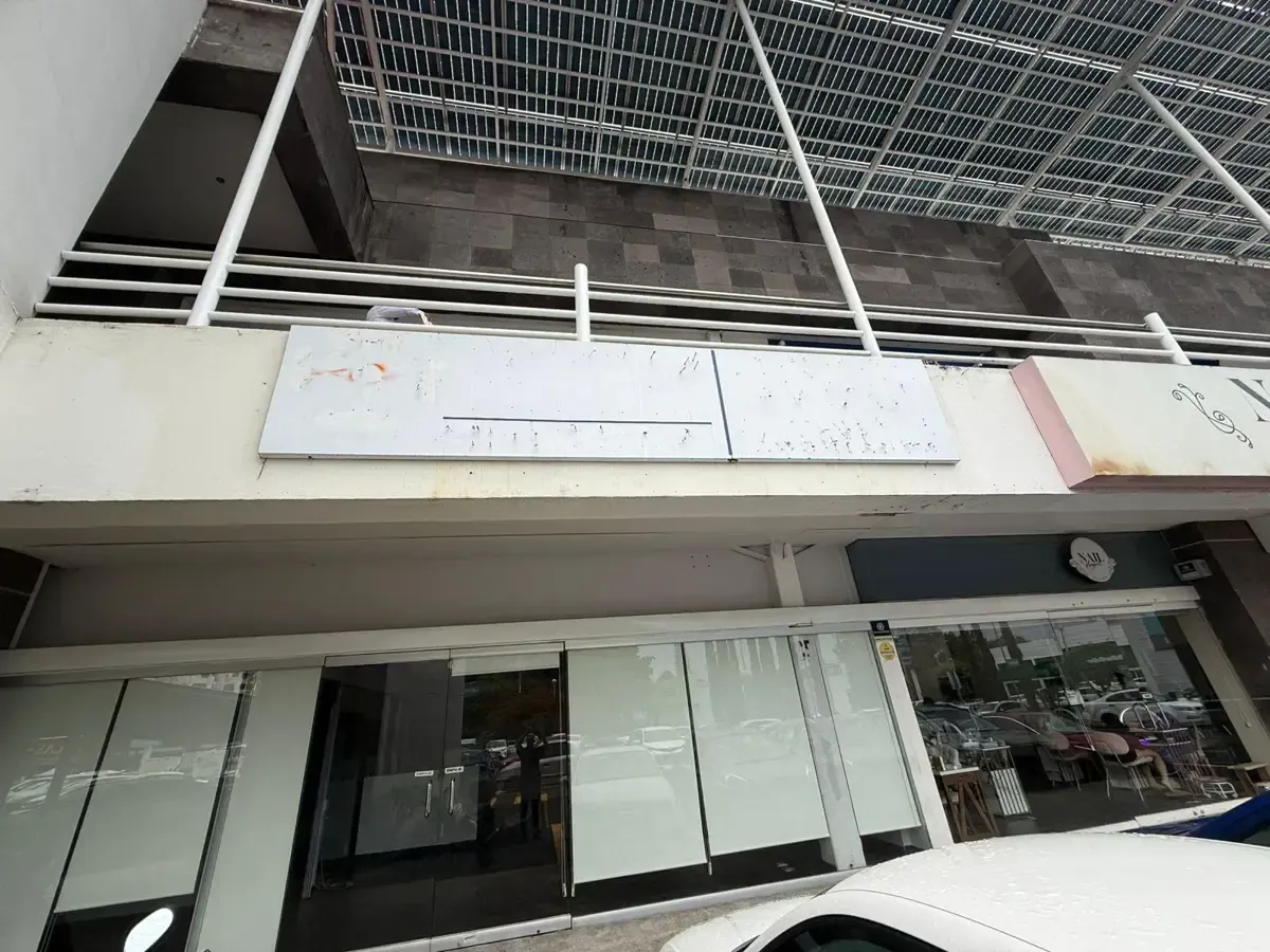 Local Comercial Spot2