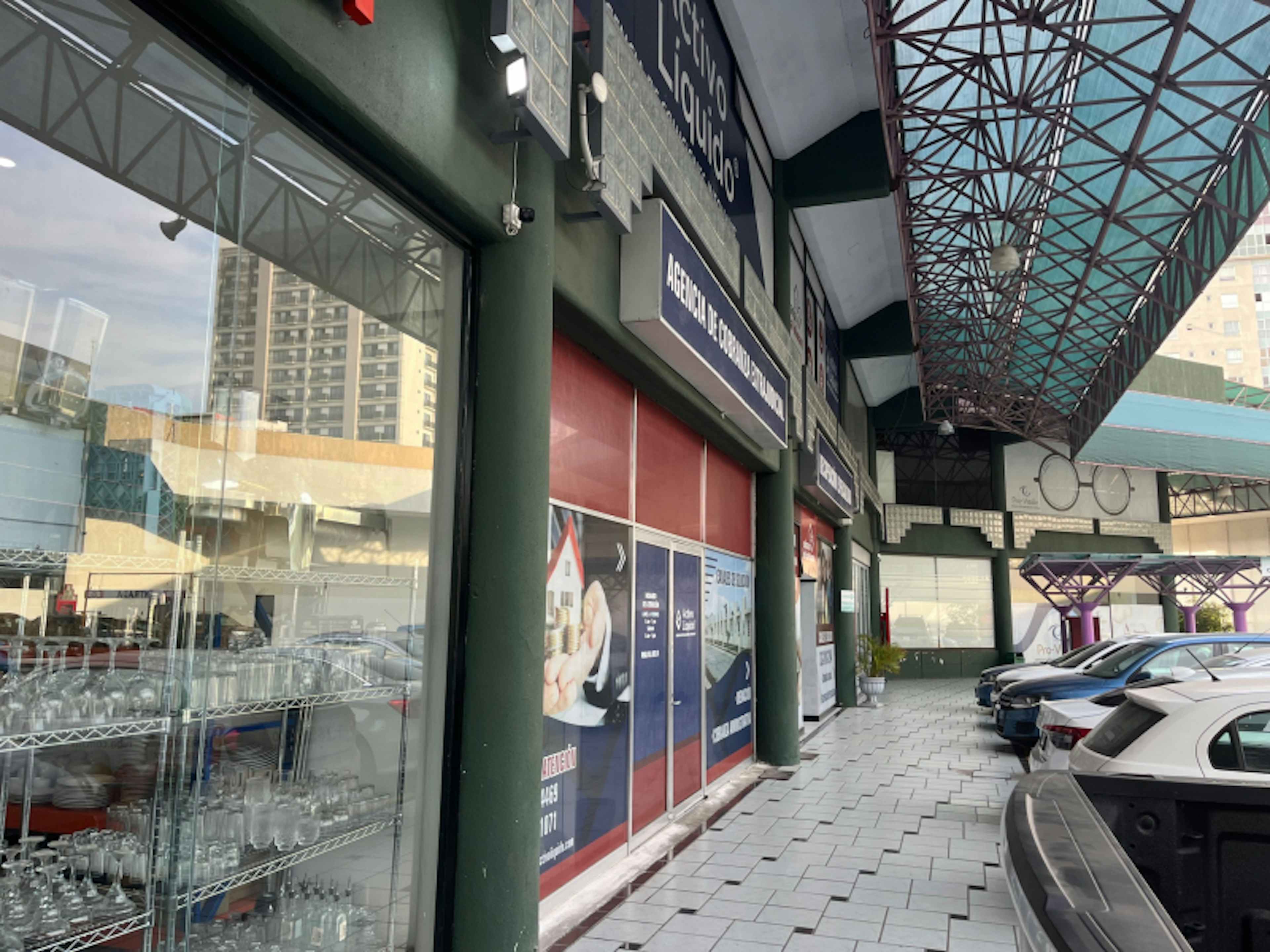 Avenida Ignacio L. Vallarta