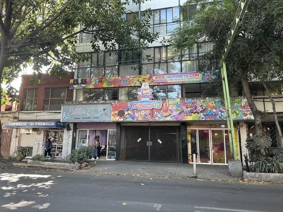 Local Comercial Spot2