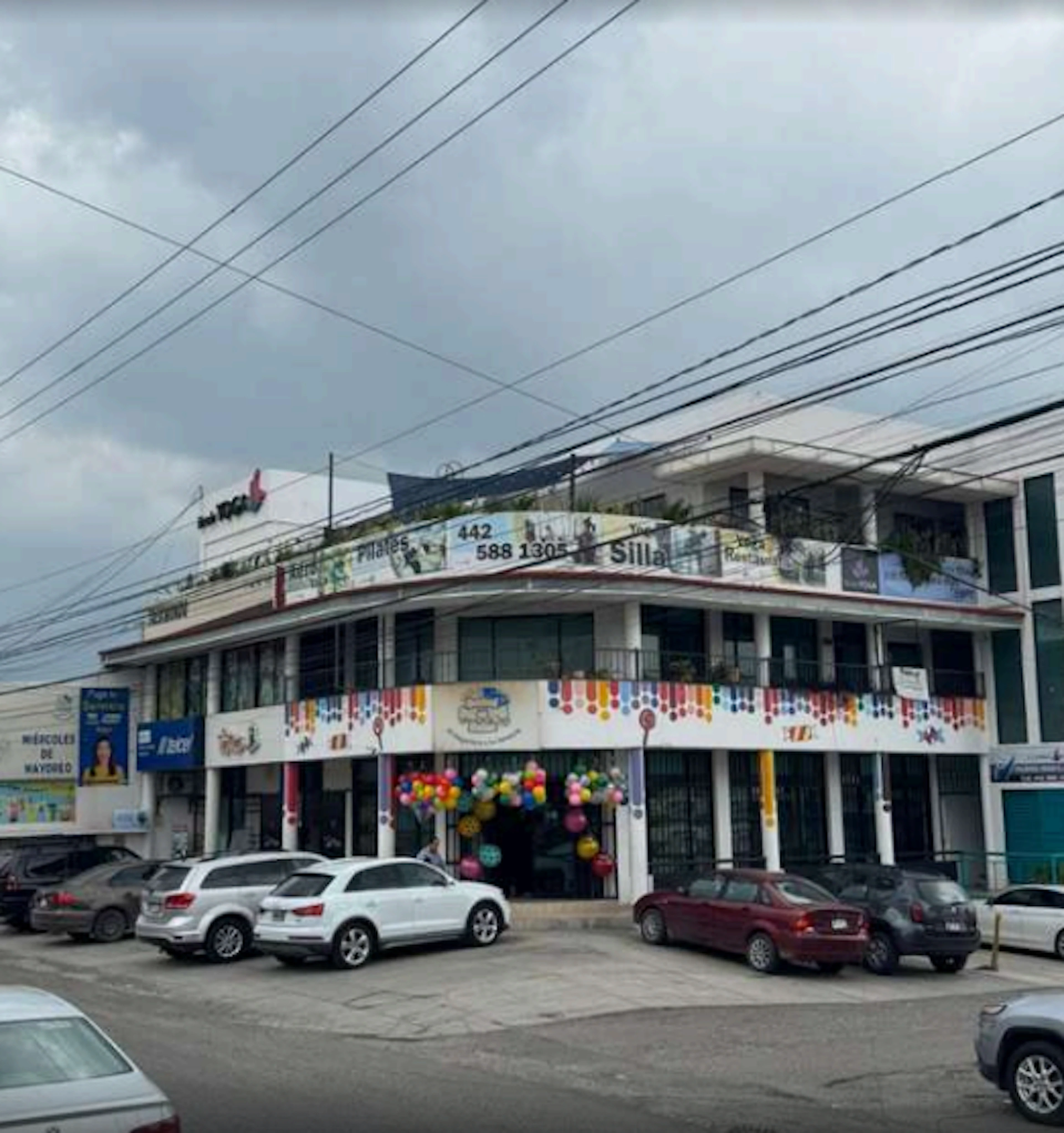 Local Comercial Spot2